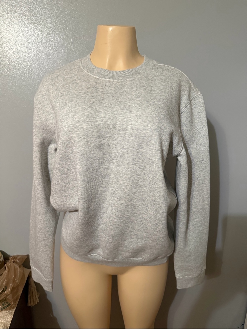 SKIMS Classic Crewneck Sweatshirt in Heather Gray NWOT